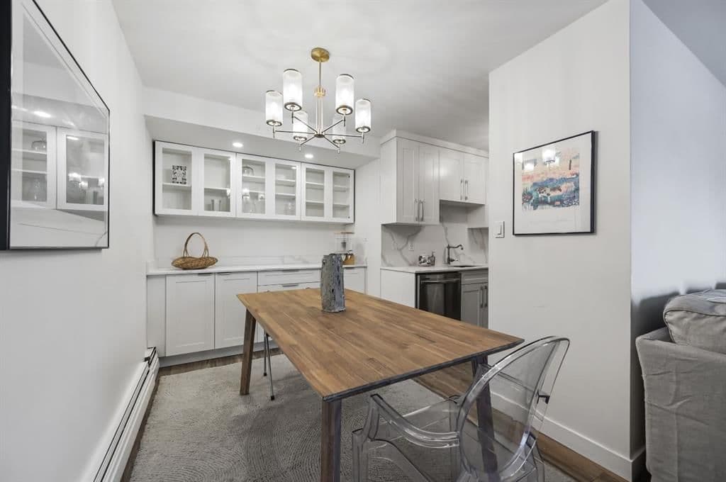 Recently sold home in Acadia