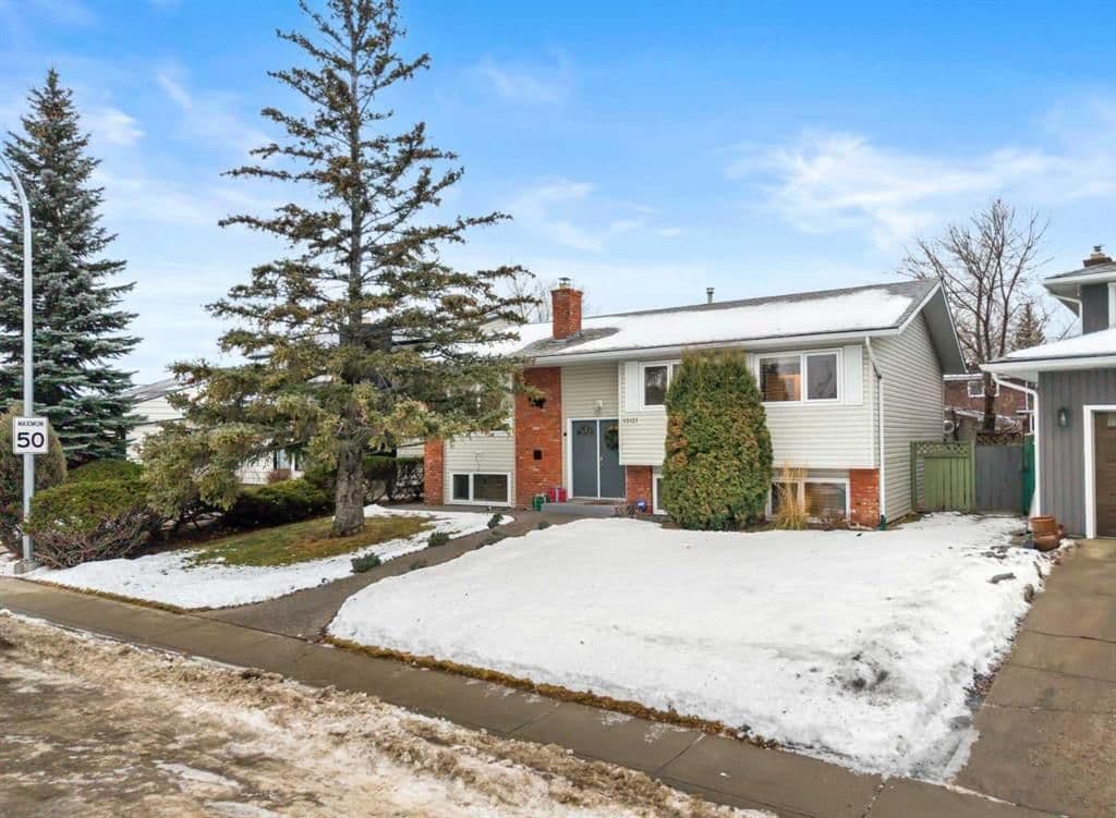 Recently sold home in Lake Bonavista