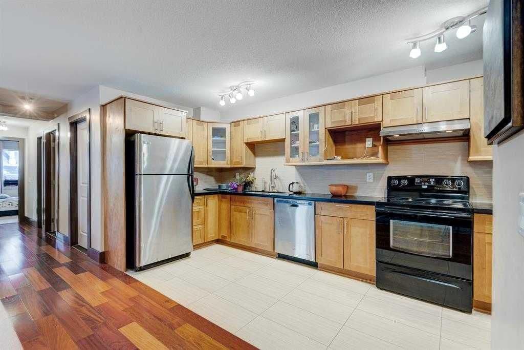 Recently sold home in Crescent Heights