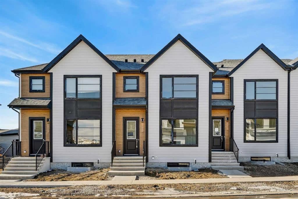 Recently sold home in Harmony