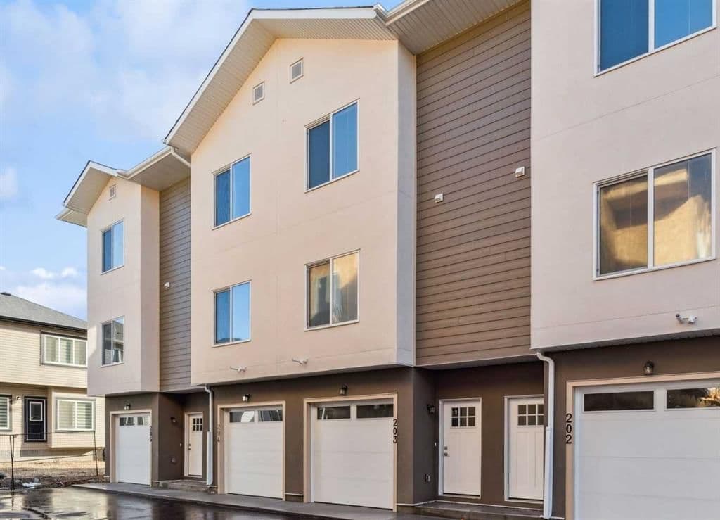 Recently sold home in Saddle Ridge