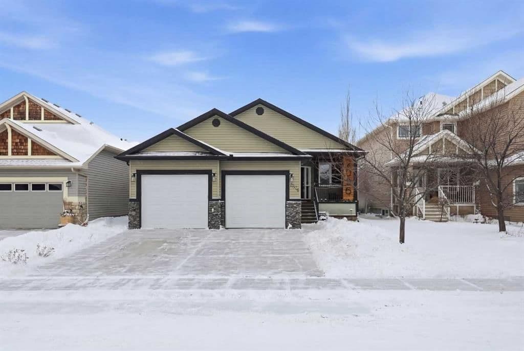 Recently sold home in Highwood Village
