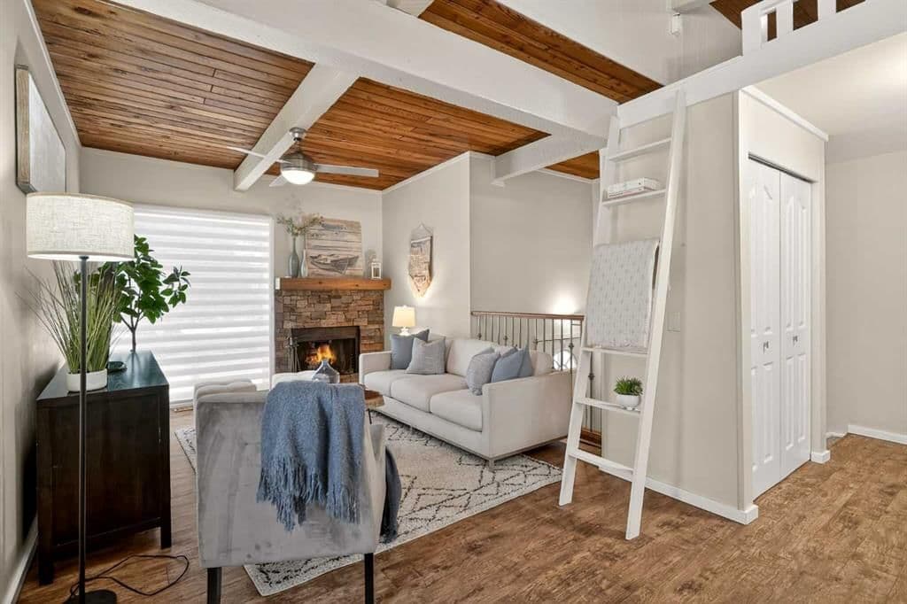 Recently sold home in Oakridge