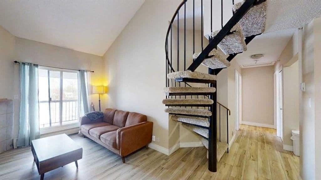 Recently sold home in Redwood