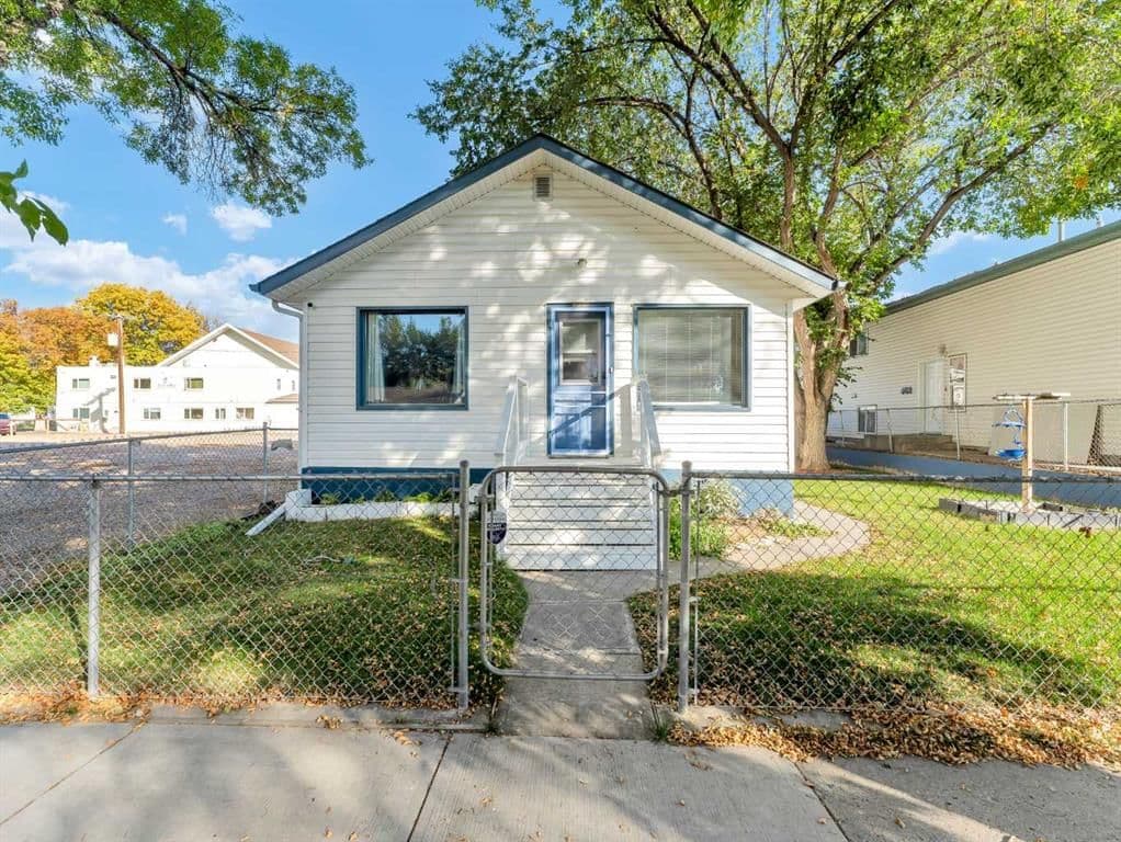 Recently sold home in River Flats