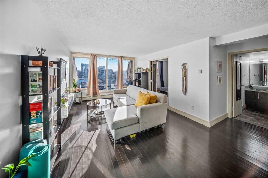 Recently sold home in Cliff Bungalow