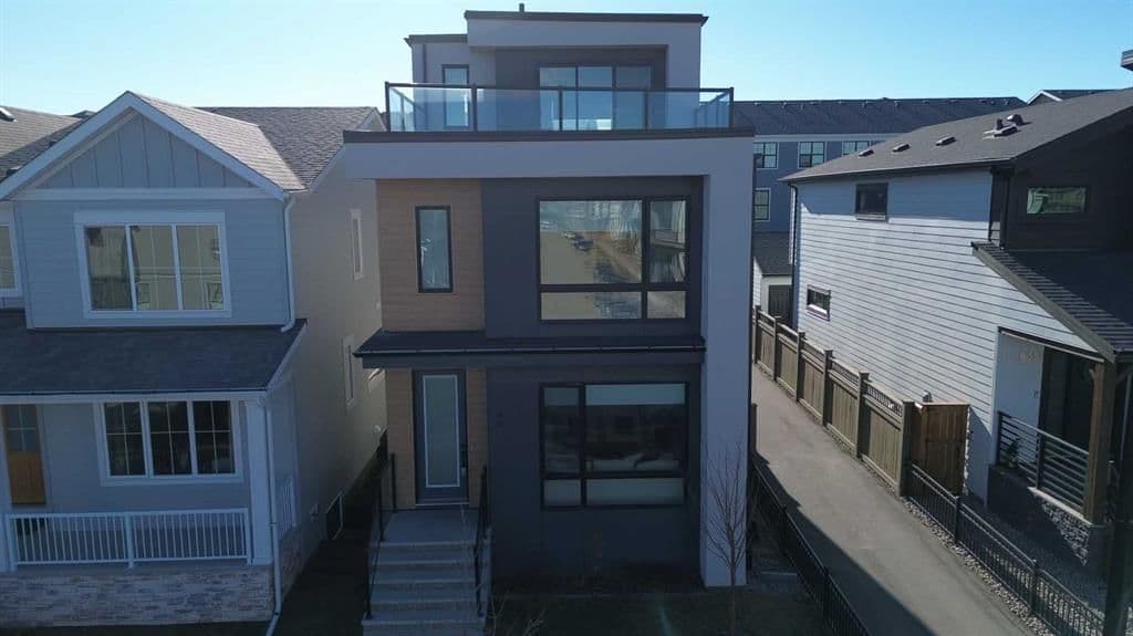 Recently sold home in Alpine Park