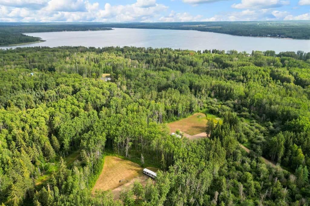 Recently sold home in Skeleton Lake