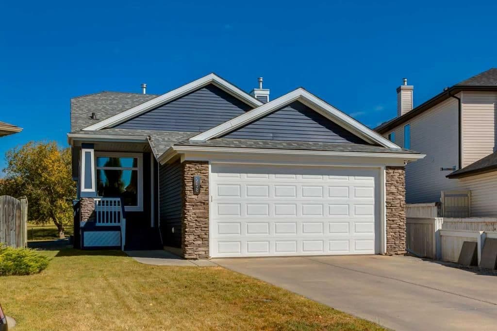 Recently sold home in Millrise