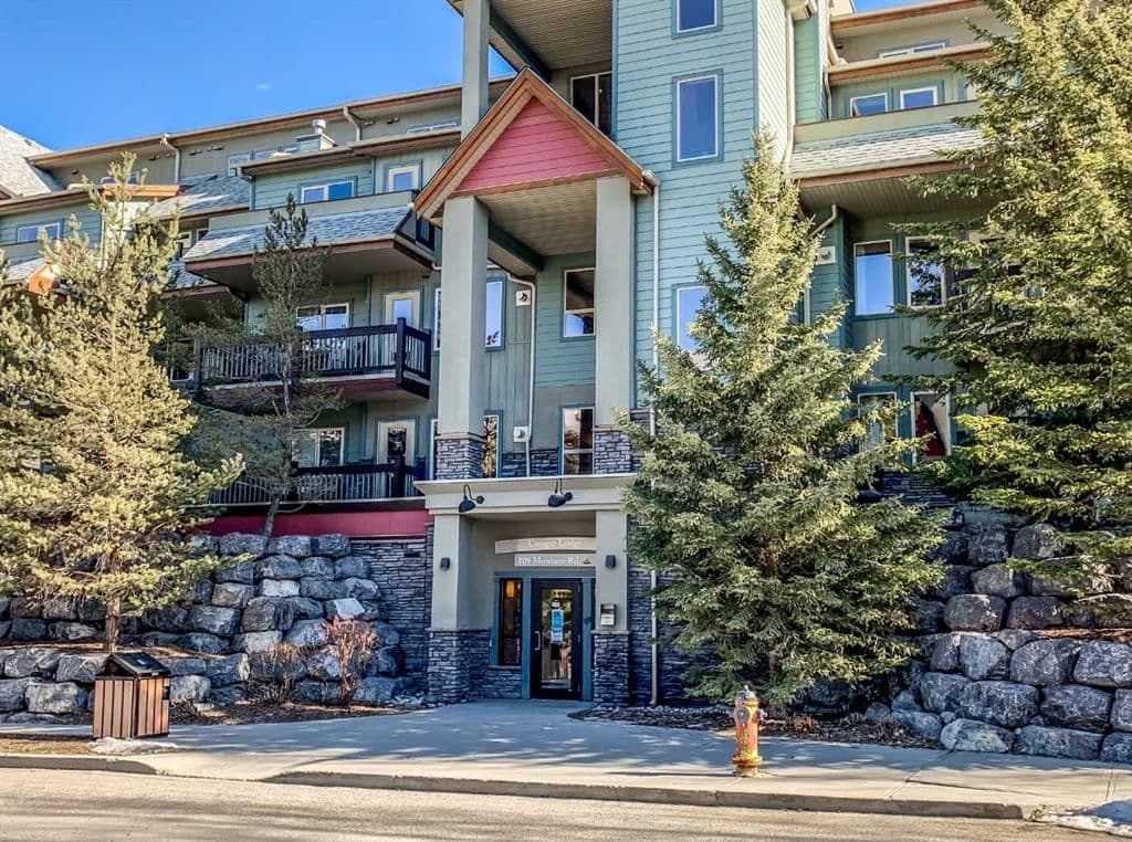 Recently sold home in Bow Valley Trail