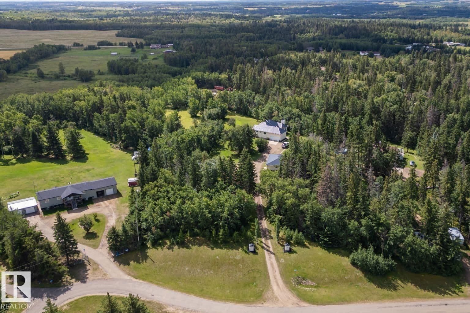 Recently sold home in Pineridge Downs