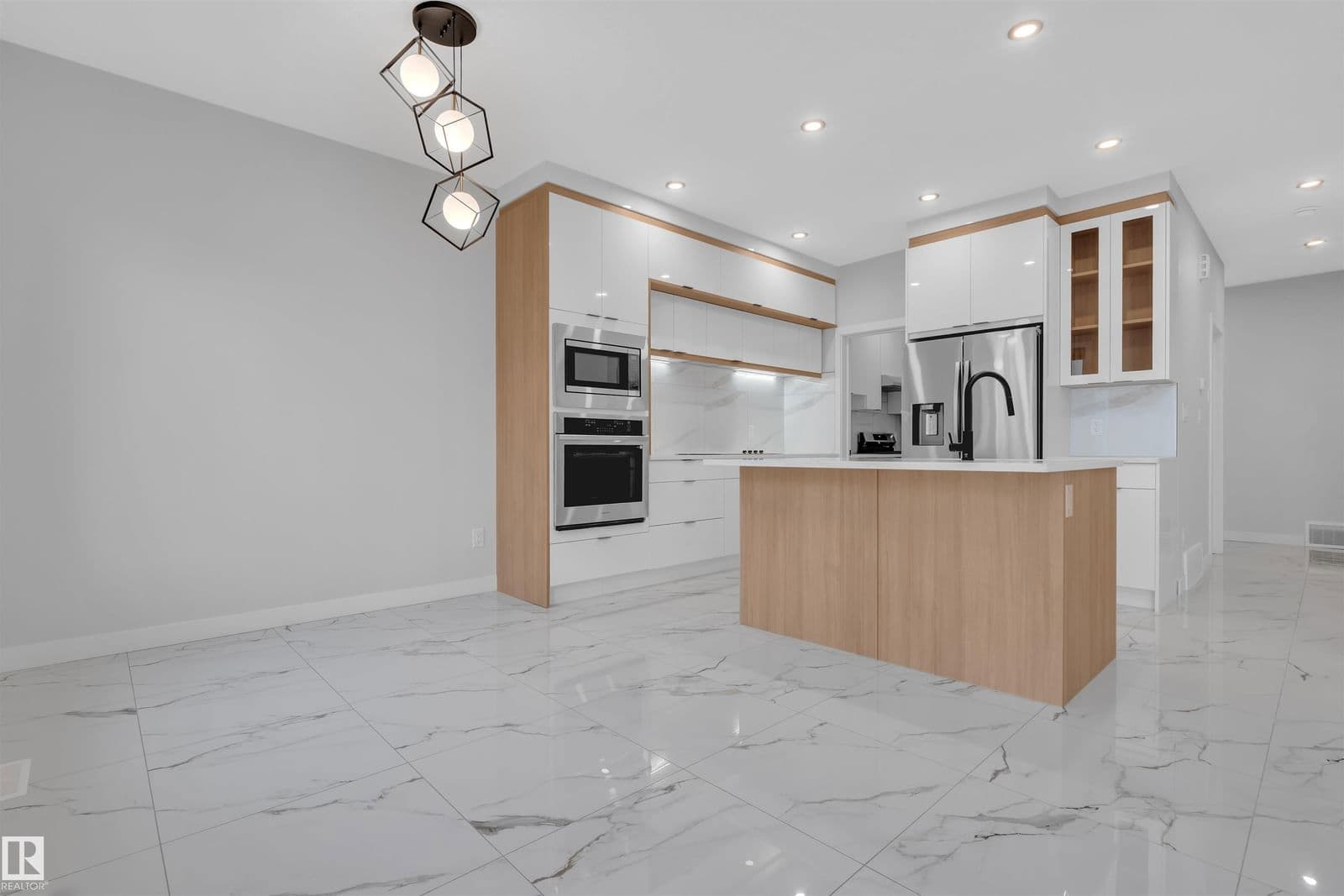 Recently sold home in Azur