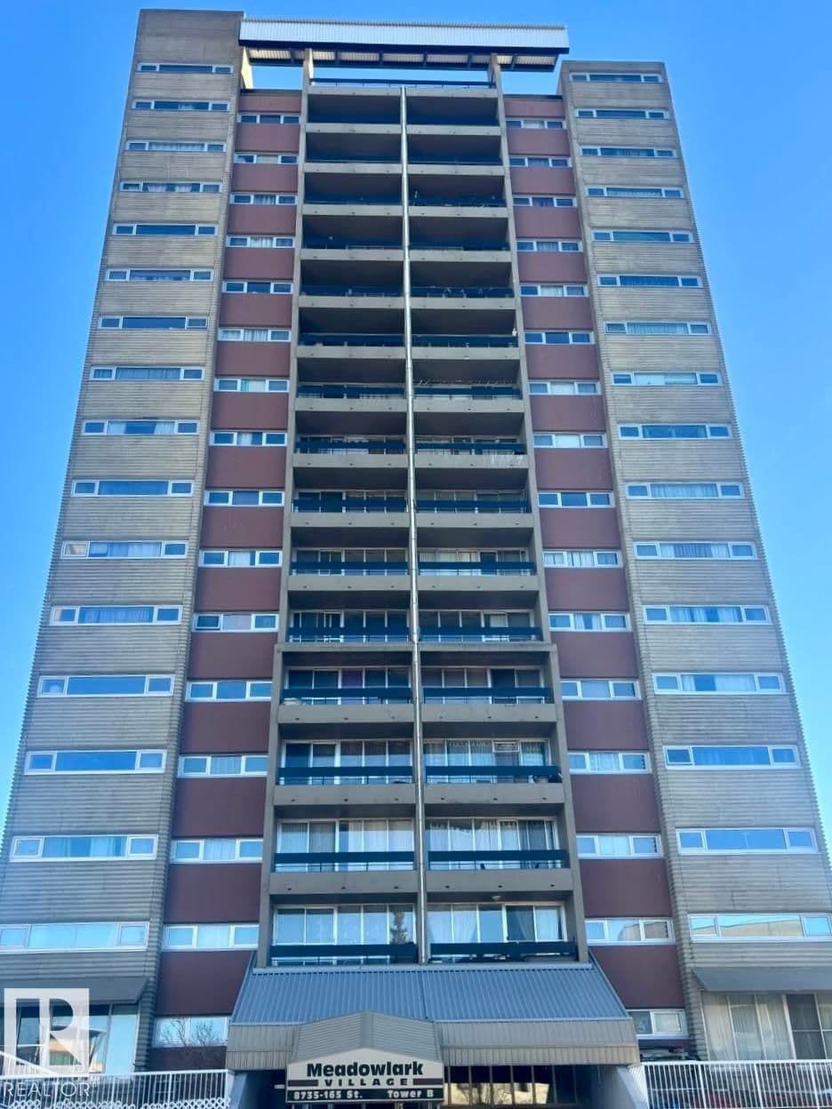 Recently sold home in West Meadowlark Park