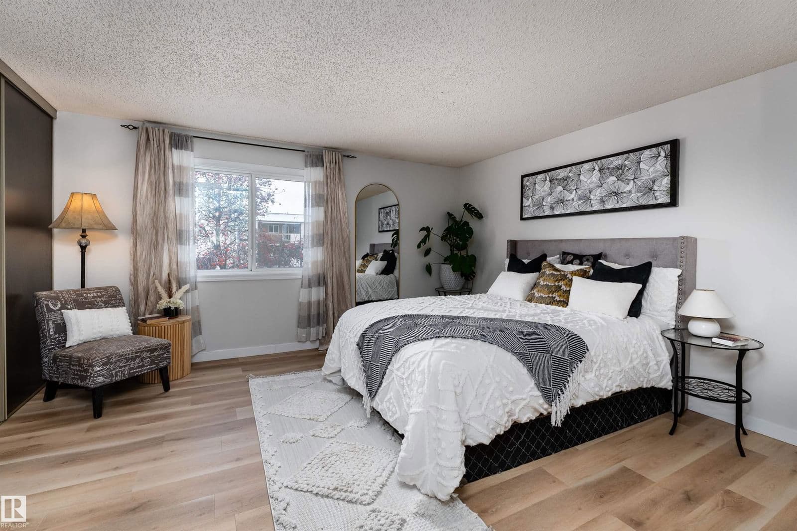 Recently sold home in Hairsine