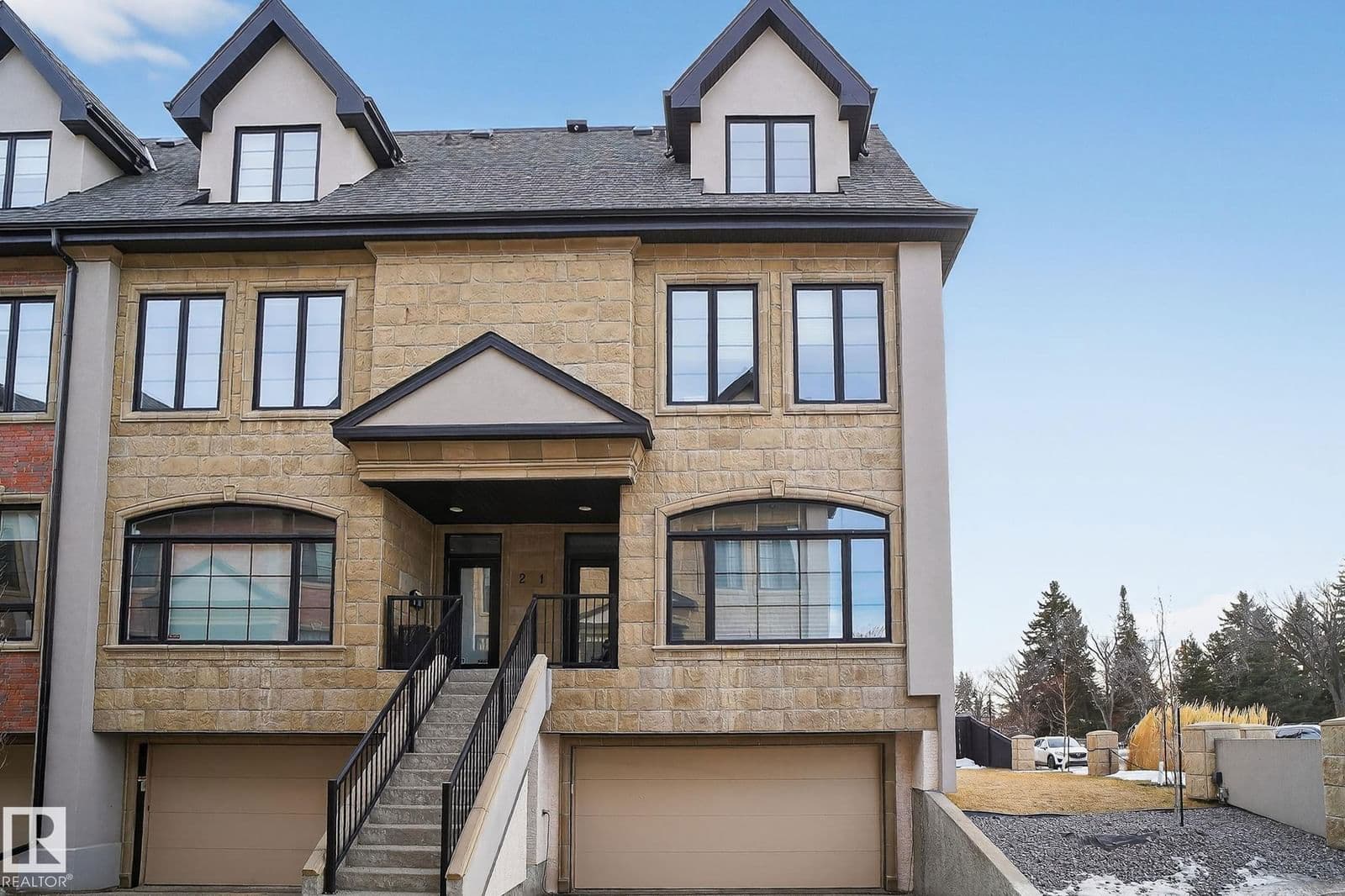 Recently sold home in Crestwood