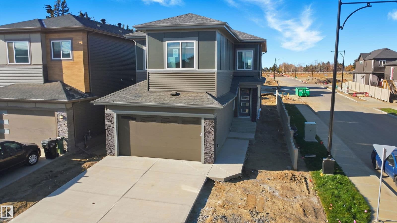 Recently sold home in Kinglet Gardens