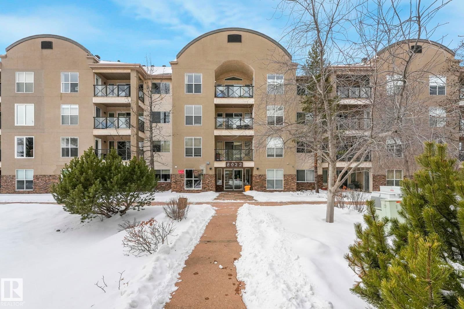 Recently sold home in Meadowlark Park (Edmonton)