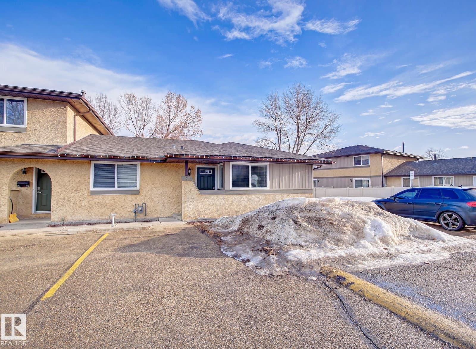 Recently sold home in Pineview Fort Sask.