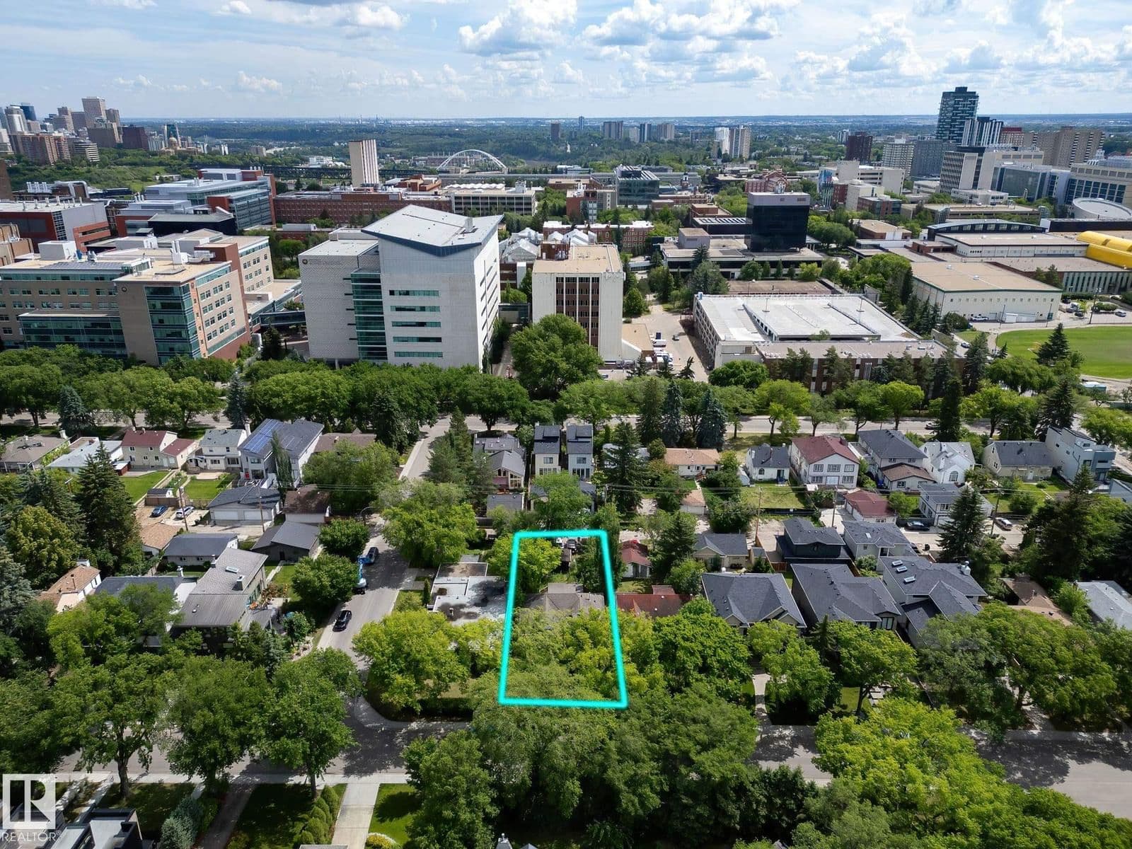 Recently sold home in Windsor Park (Edmonton)