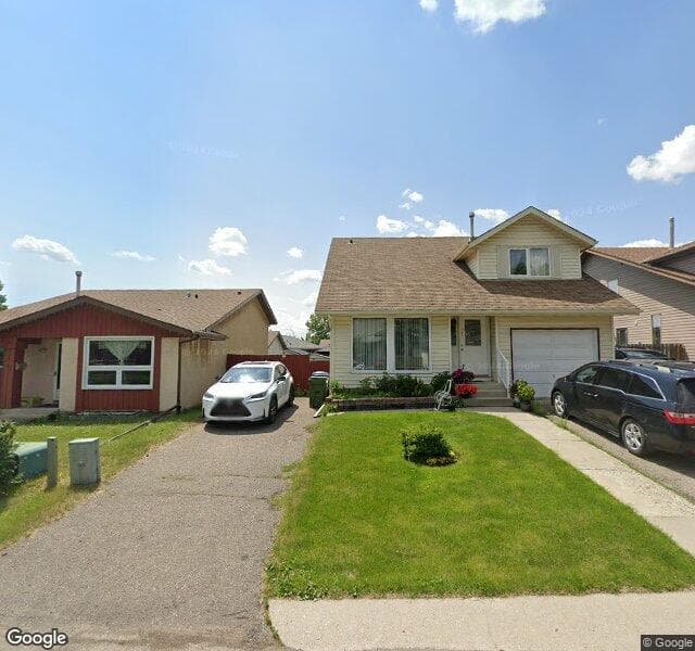 Street view of 267 Radcliffe Place SE, Calgary