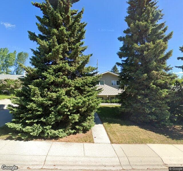 Street view of 1020 Hunterston Hill NW, Calgary