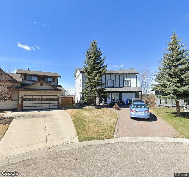 Street view of 23 Lynnview Court SE, Calgary