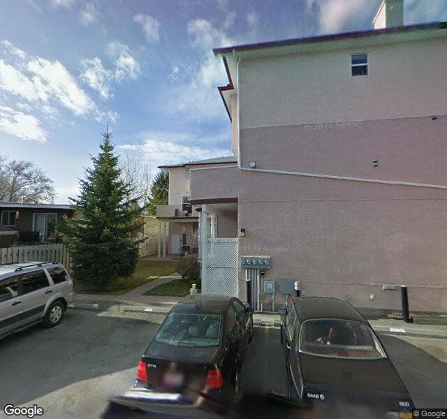 Street view of 103-202 20 Avenue NE, Calgary