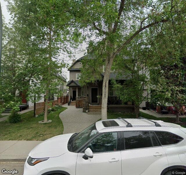Street view of 3-2318 2 Avenue NW, Calgary