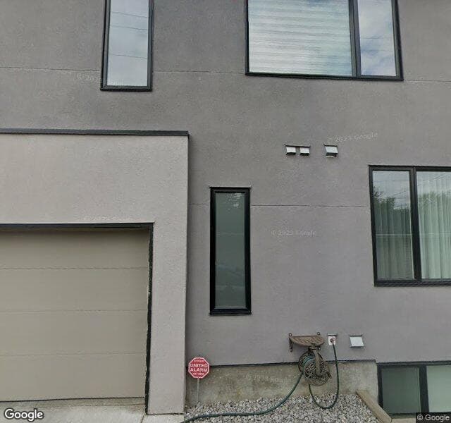 Street view of 2535 25 Avenue SW, Calgary