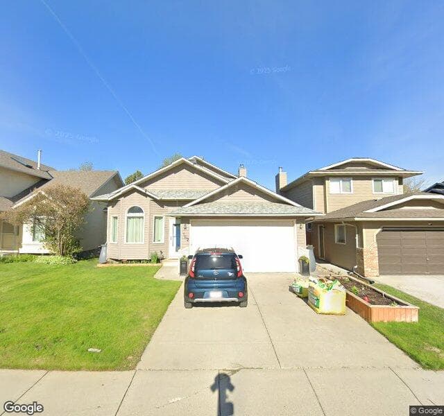Street view of 162 Sundown Place SE, Calgary
