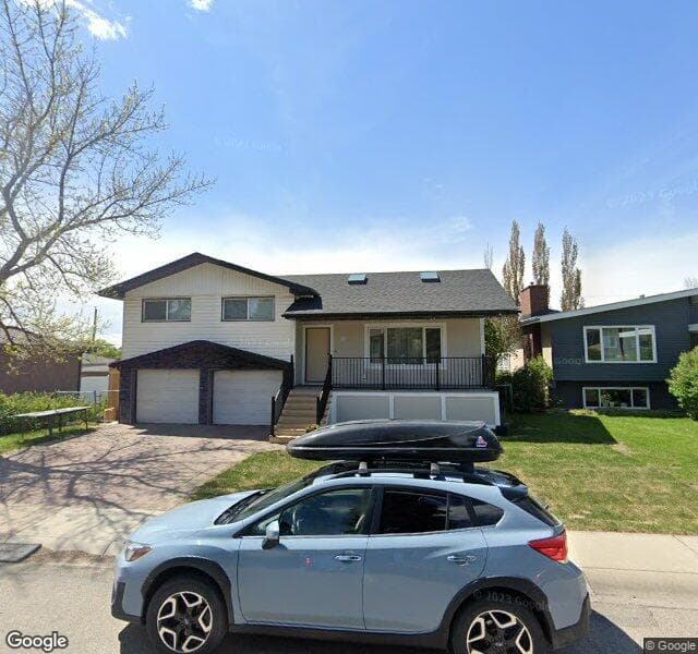 Street view of 1003 Middleton Drive NE, Calgary