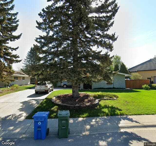 Street view of 10524 Willowgreen Drive SE, Calgary