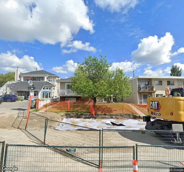 Street view of 2132 33 Avenue SW, Calgary