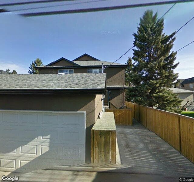 Street view of 1-439 20 Avenue NE, Calgary