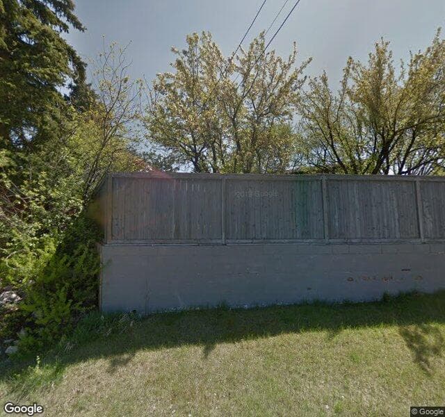 Street view of 116 Gloucester Crescent SW, Calgary