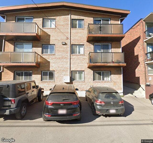Street view of 103-1822 17 Street SW, Calgary