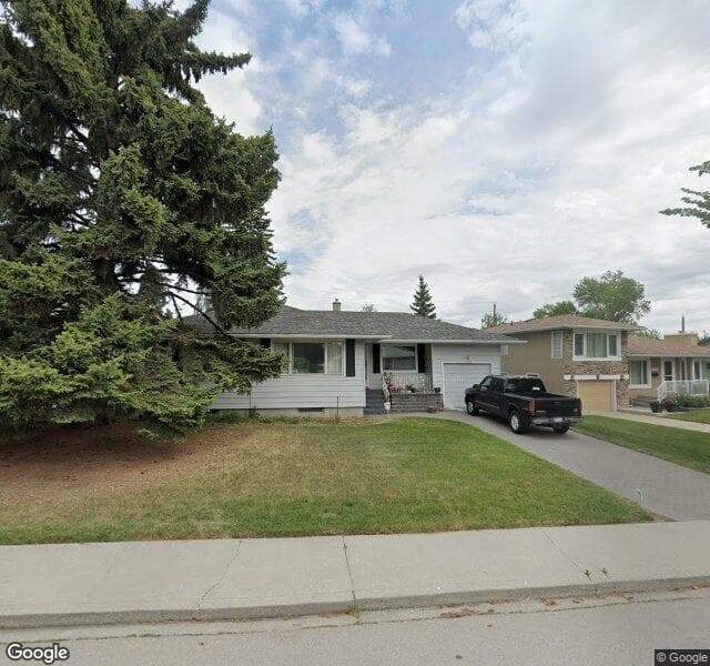 Street view of 2132 Halifax Crescent NW, Calgary