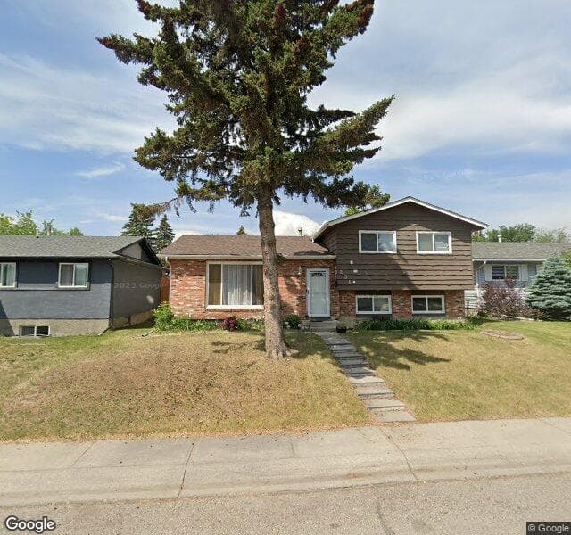 Street view of 231 Whiteside Crescent NE, Calgary