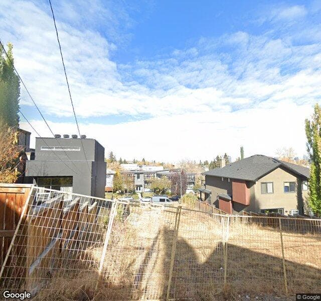 Street view of 1907 28 Avenue SW, Calgary
