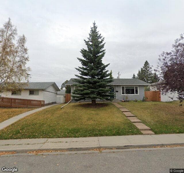 Street view of 11 Hyslop Drive SW, Calgary