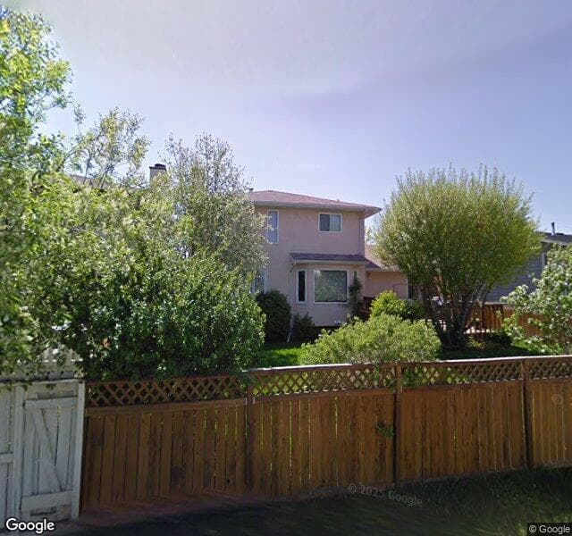 Street view of 1136 Sunvista Road SE, Calgary
