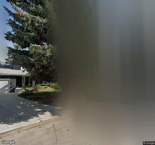 Street view of 124 Oakhampton Place SW, Calgary