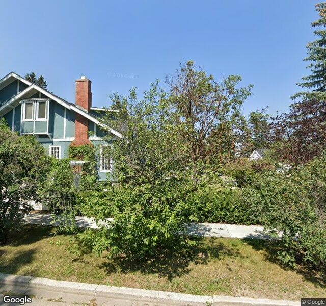 Street view of 201 Scarboro Avenue SW, Calgary