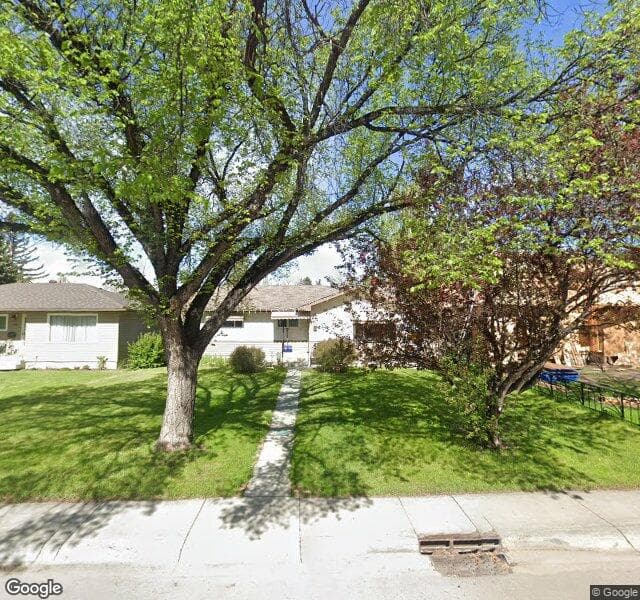 Street view of 2005 33 Street SE, Calgary