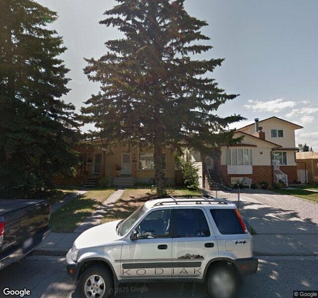 Street view of 3321 40 Street SW, Calgary