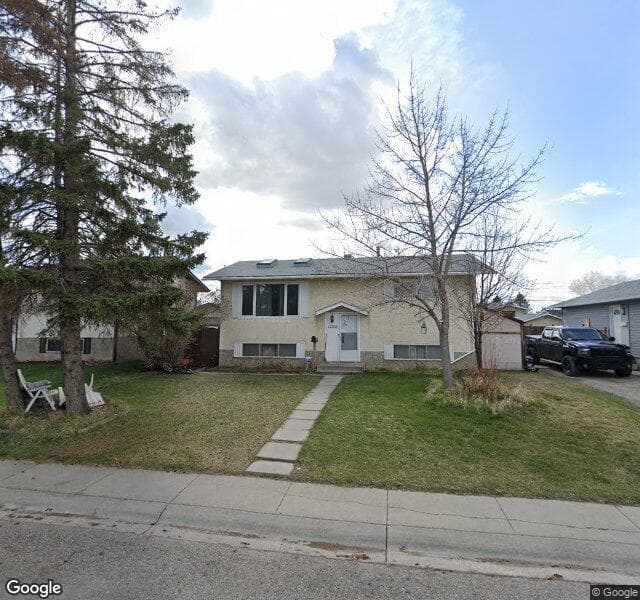 Street view of 1068 Penrith Crescent SE, Calgary