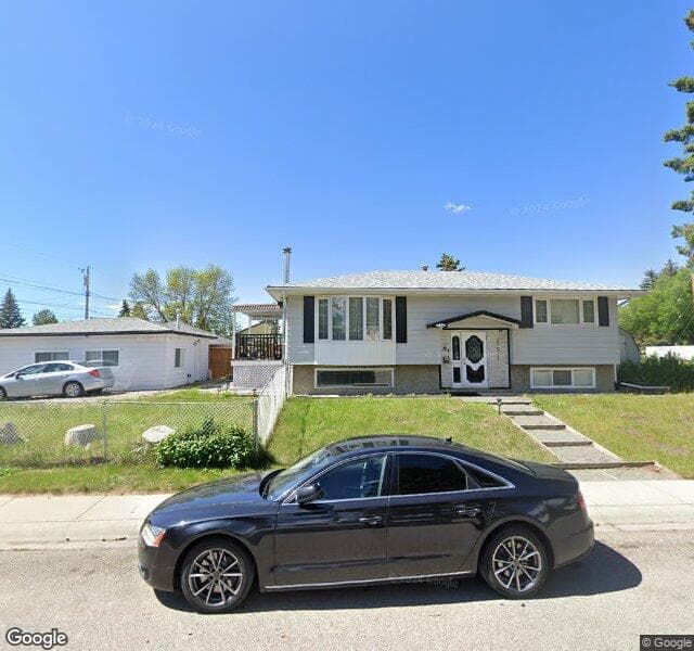 Street view of 151 Huntcroft Place NE, Calgary