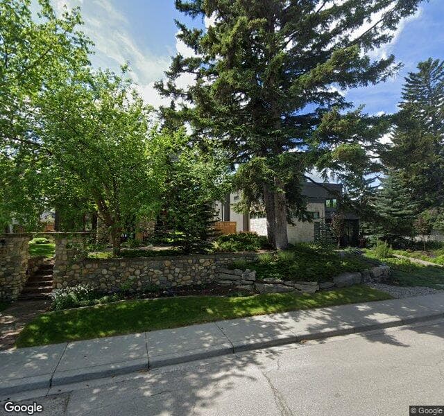 Street view of 1017 Dorchester Avenue SW, Calgary