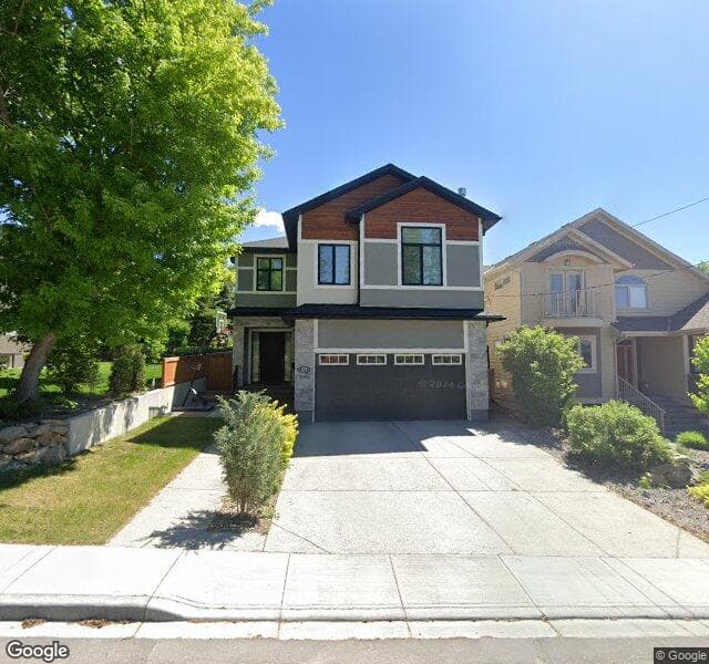 Street view of 1012 17 Street NW, Calgary