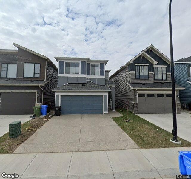Street view of 289 Lucas Place NW, Calgary